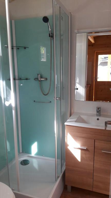 Bungalow (2 adultos)